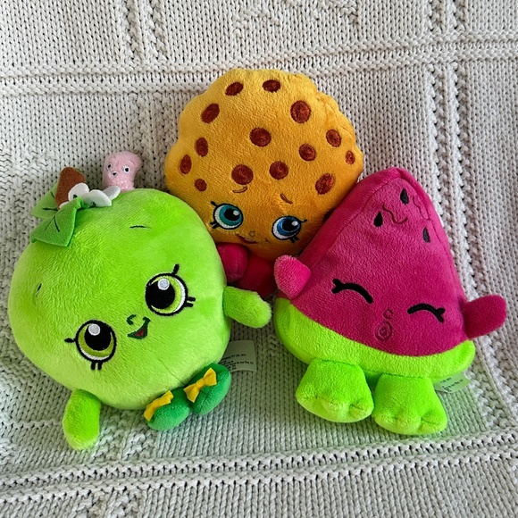 Shopkins | Toys | Shopkins Plush Bundle Kooky Cookie Melonie Pips Apple ...
